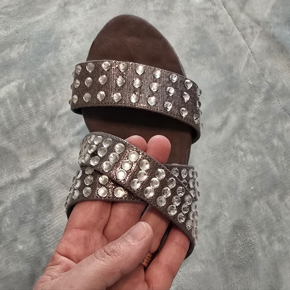 Joan Boyce Gray Mirrored Low Wedge Sandal with Rhinestones  Size 7 (#8) - Picture 4 of 13